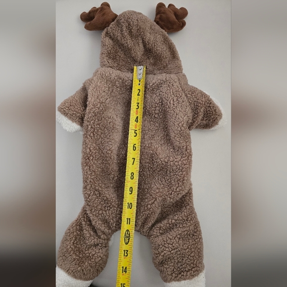 6 Sweater Coat Clothes For MEDIUM  Dog 12/14 Pound Warm Clothing Good CONDITION - Picture 4 of 16